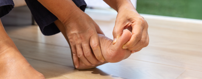 Kynsivallin tulehdus &ndash; tunnista oireet ja hoida tehokkaasti kotona