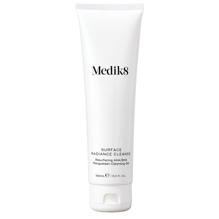 Medik8 Surface Radiance Cleanse Uudistava puhdistusgeeli 150 ml-13