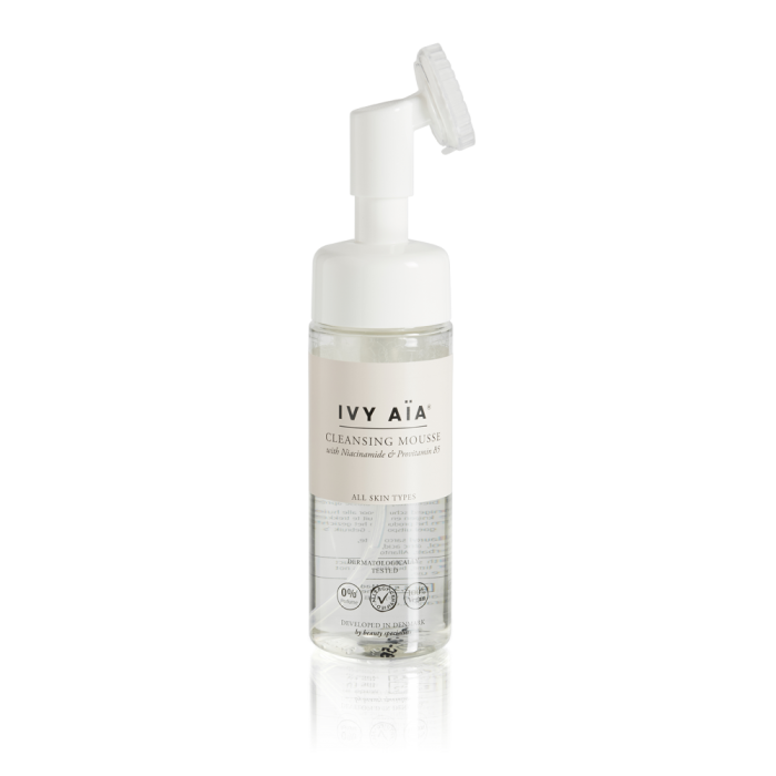 Ivy Aia Cleansing Mousse with Vitamin B3 150 ml-11