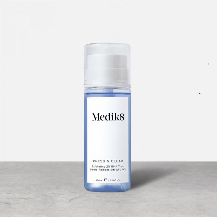 Medik8 Press & Clear BHA-hoitovesi 150ml-13